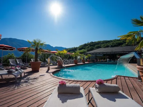 Les Trésoms Lake and Spa Resort
